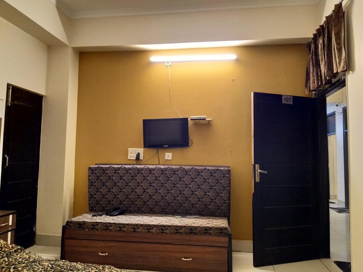 Jhilmil Dhaba Hotel Sonipat Exterior photo